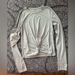 Athleta long sleeve with ease top with twist